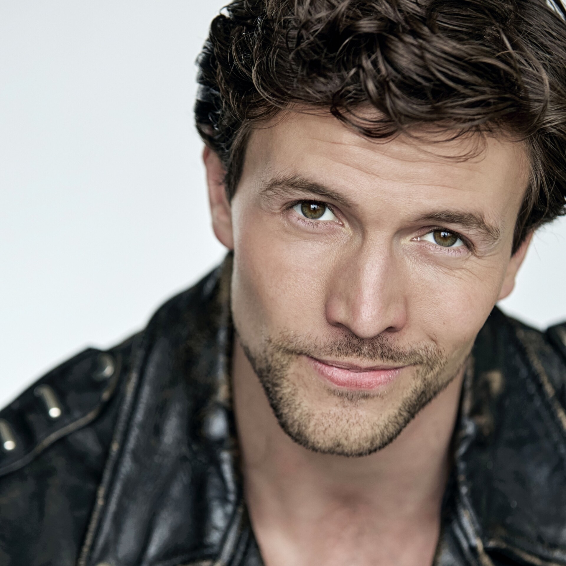 Leo Suter Is Proving There’s More To Him Than Meets The Eye - A65A2881