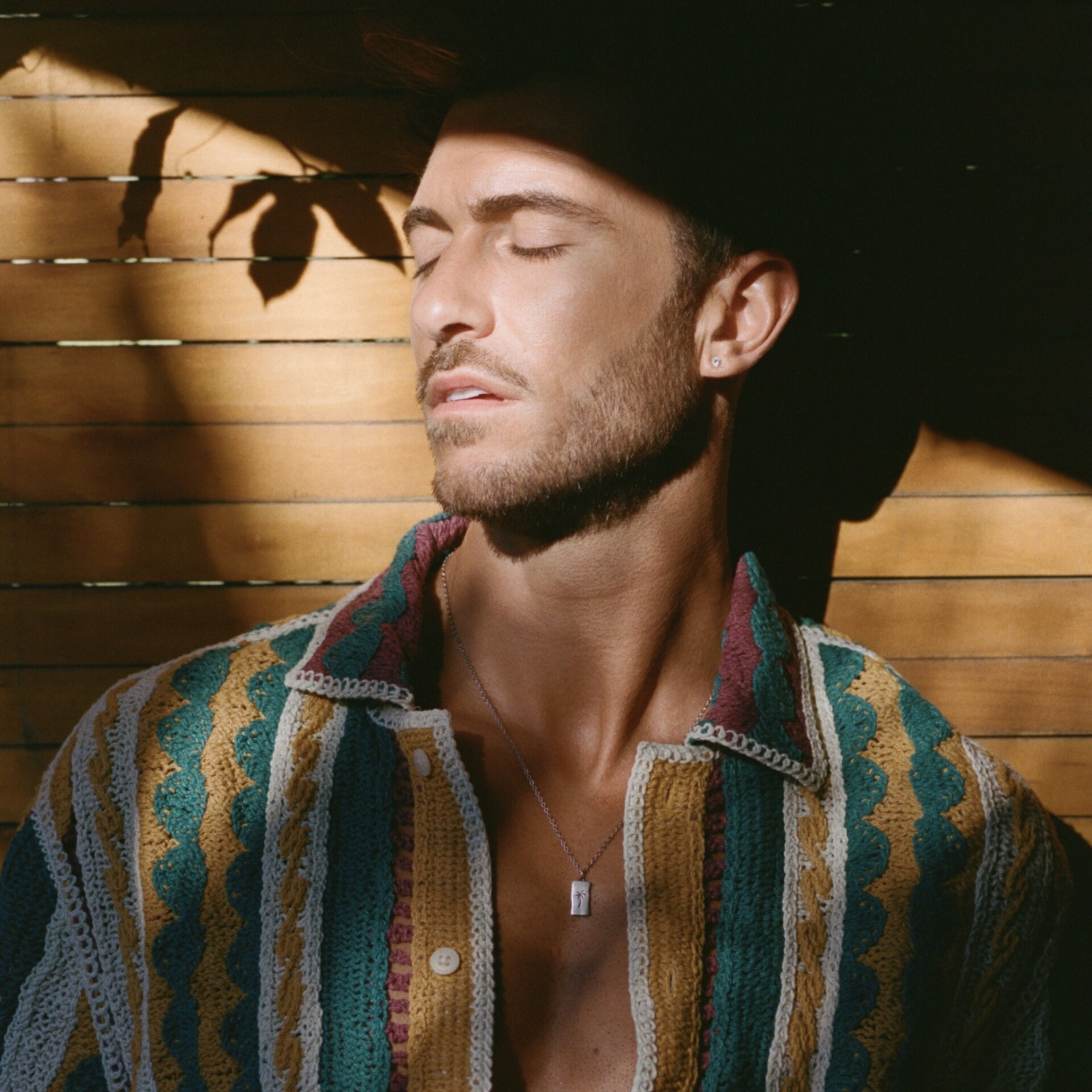 Flo Chase Is Creating Music That Feels Like Home - FloChase_CitizenofEarth035