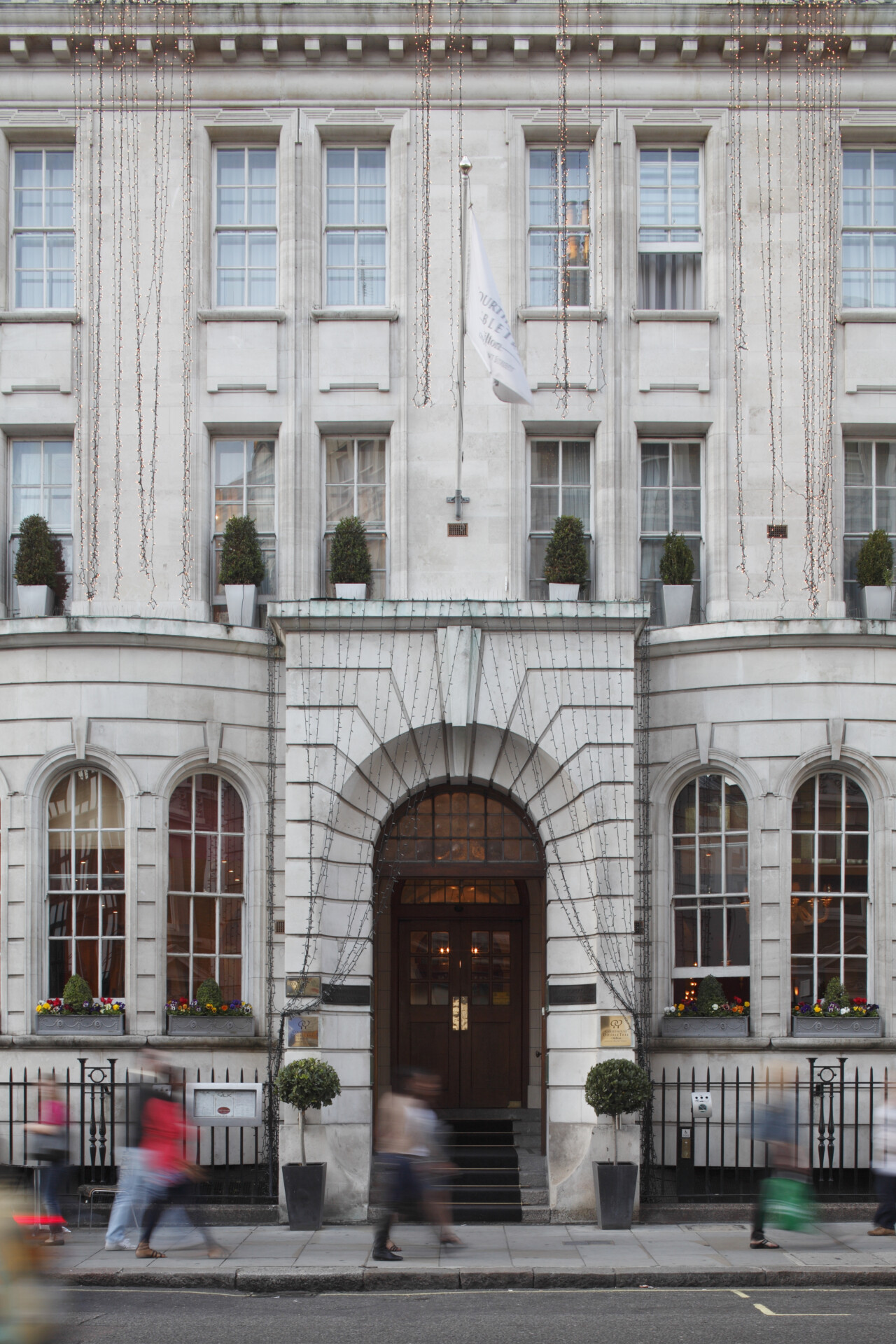 History Meets Luxury: Welcome to the Courthouse Hotel